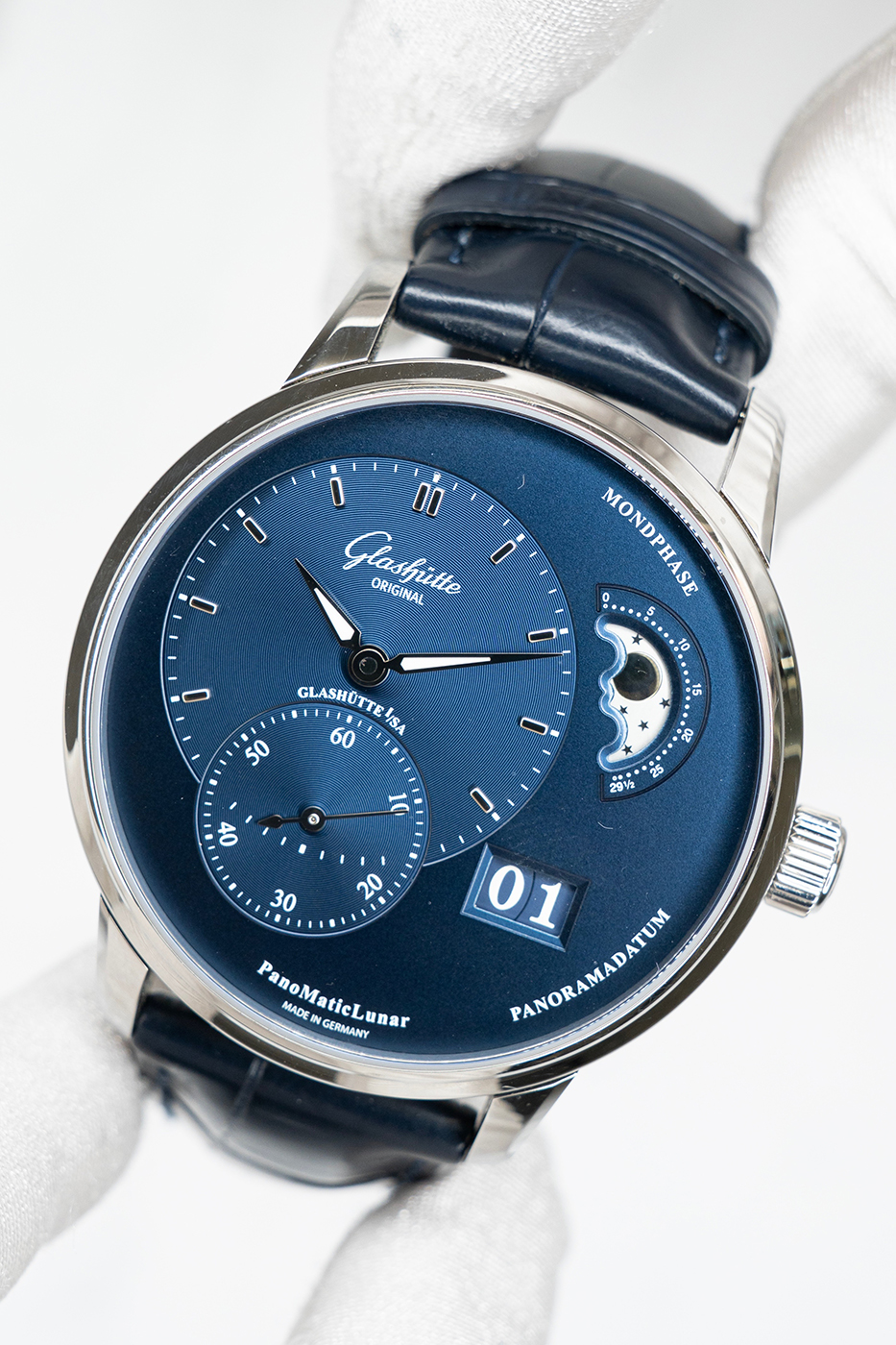 ウォッチ（WATCH）