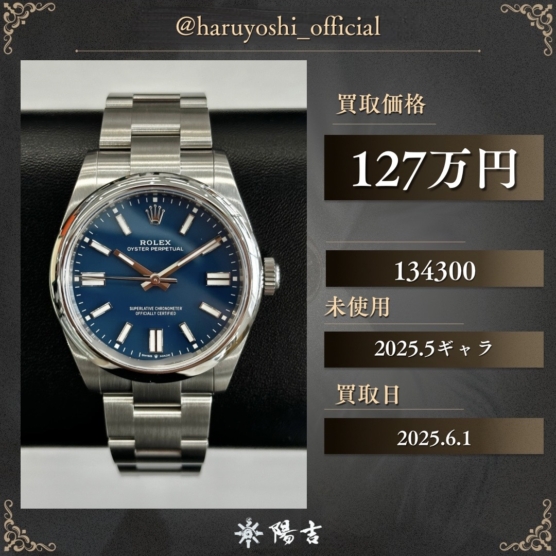 134300