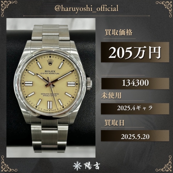 134300